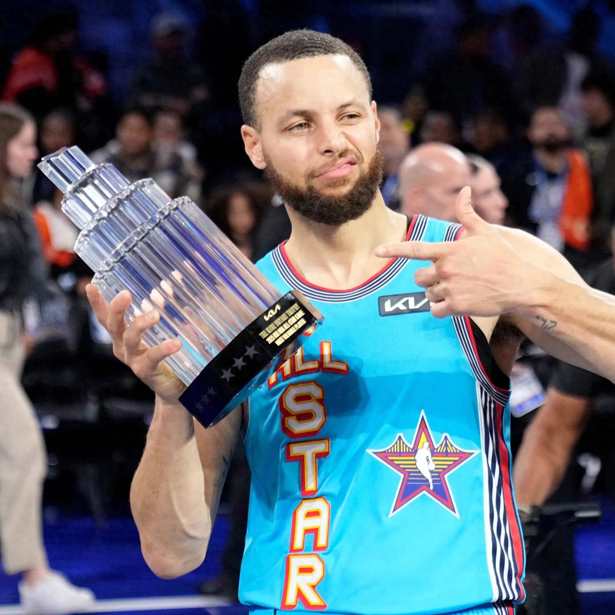 展开激烈的 展开激烈的