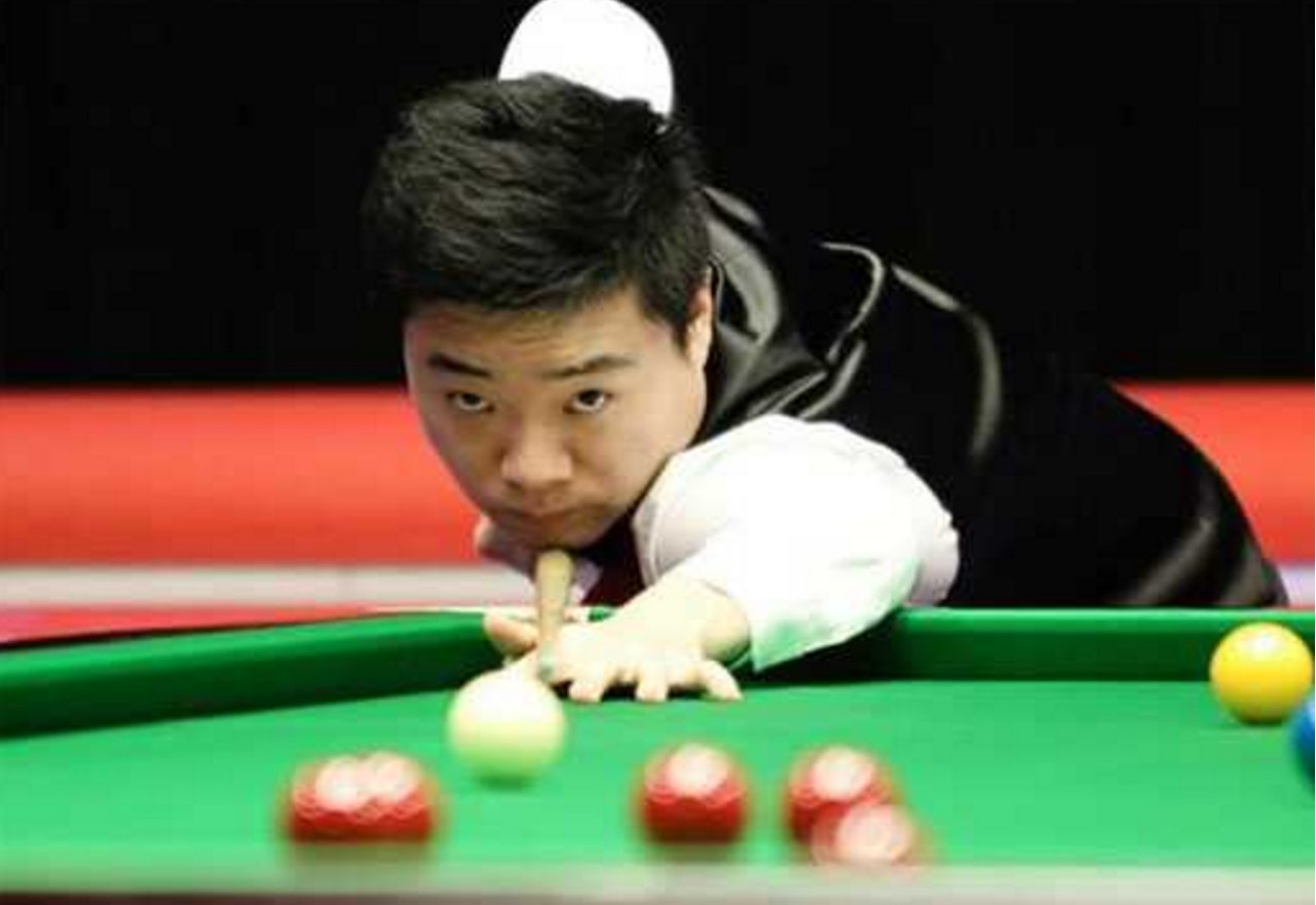 更凭借顽强 更凭借顽强