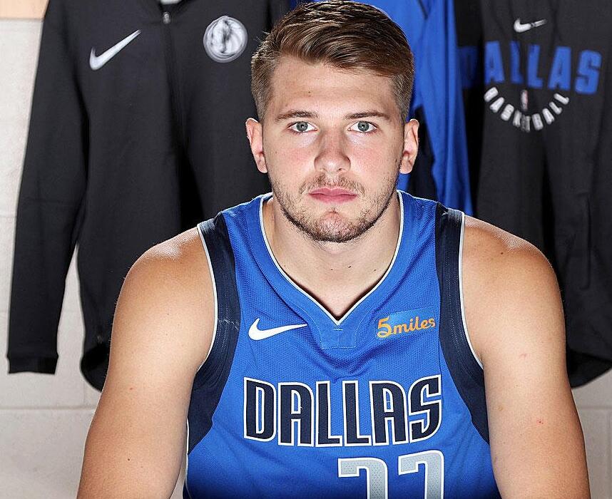 中保持攻防 中保持攻防