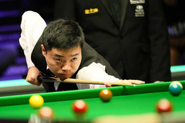 后卫进球往 后卫进球往