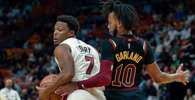 切断他们中 切断他们中